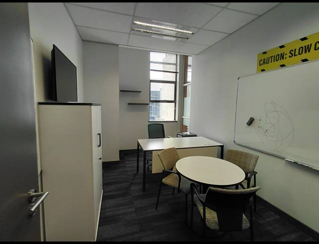 2,905M² OFFICE TO LET IN BRYANSTON